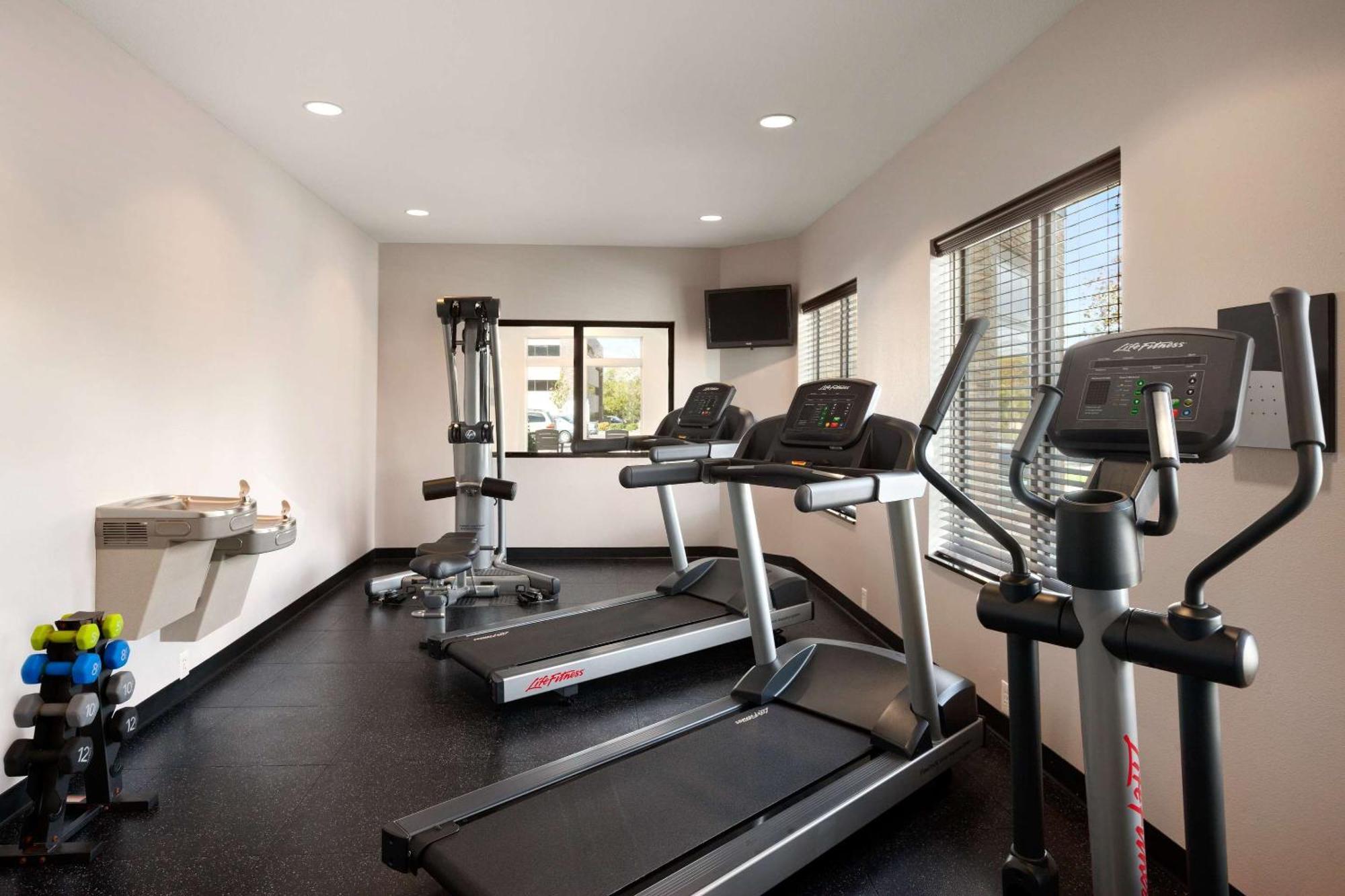 Country Inn & Suites By Radisson, New Orleans I-10 East, La Εξωτερικό φωτογραφία
